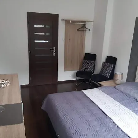 Pod Hradem Apartment *
