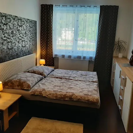 Pod Hradem Znojmo