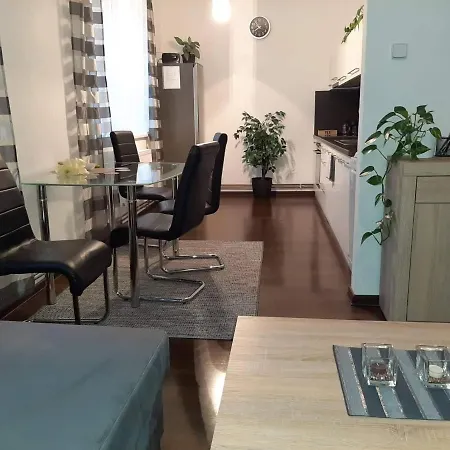Pod Hradem Znojmo