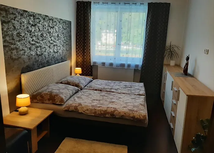 Pod Hradem Znojmo